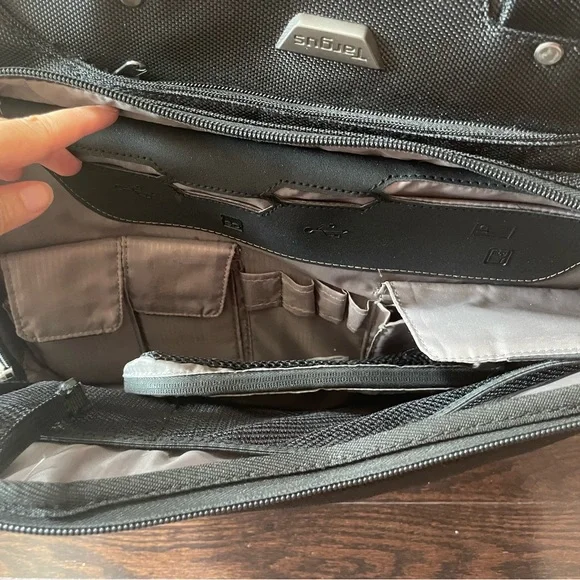 Laptop bag - Picture 9 of 9